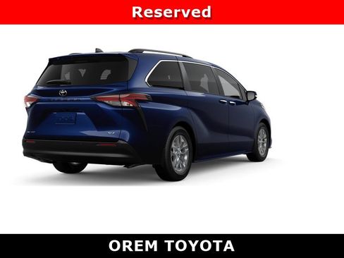 New 2026 Toyota Sienna XLE AWD/4WD image 9