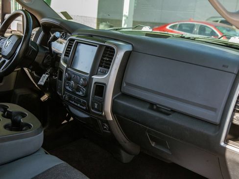 Used 2014 RAM 2500 Big Horn RWD image 11