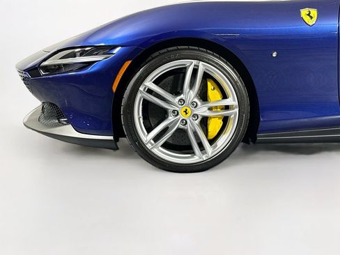 Used 2023 Ferrari Roma RWD image 28