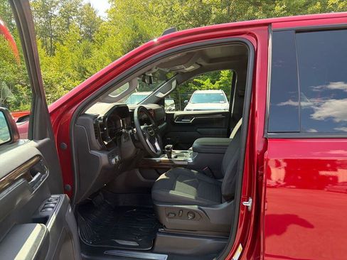 Certified 2023 GMC Sierra 1500 Elevation w/ Preferred Package AWD/4WD image 11