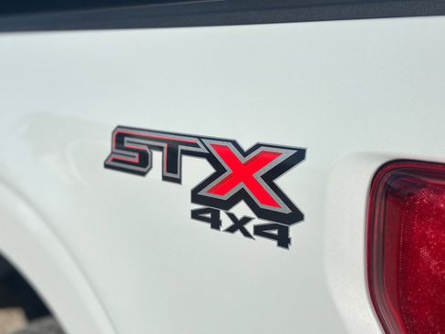 Certified 2022 Ford F150 XL w/ STX Appearance Package image 11