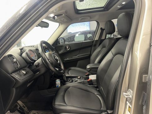 Used 2018 MINI Cooper Countryman ALL4 AWD/4WD image 4