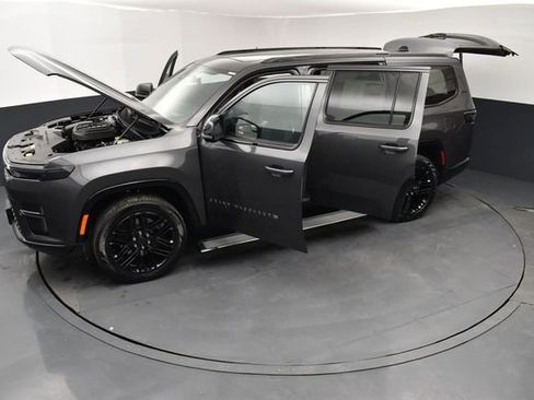 New 2026 Jeep Grand Wagoneer Limited image 27