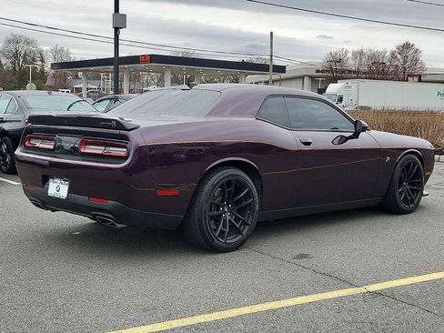 Used 2022 Dodge Challenger R/T Scat Pack w/ Shaker Package RWD image 6