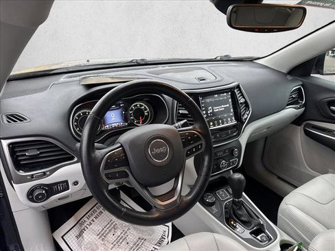 Used 2020 Jeep Cherokee Limited w/ Technology Group image 15