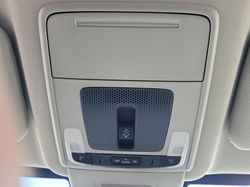 Used 2025 Honda CR-V EX-L image 30