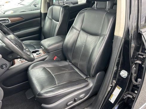 Used 2018 Nissan Pathfinder Platinum image 15