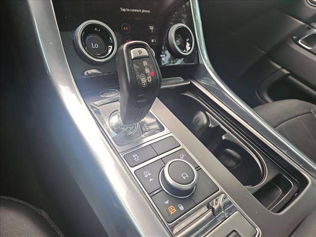 Used 2018 Land Rover Range Rover Sport SE AWD/4WD image 13