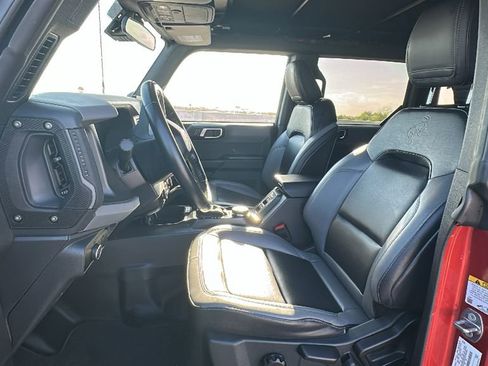 Used 2024 Ford Bronco Big Bend image 4
