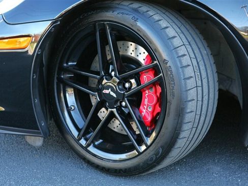 Used 2007 Chevrolet Corvette Z06 w/ Preferred Equipment Group image 3