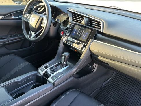 Used 2019 Honda Civic Sport image 69