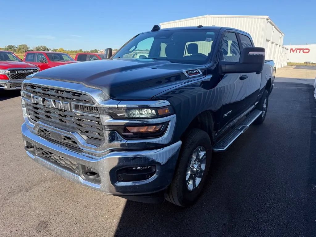 Used 2026 RAM 2500 Big Horn AWD/4WD image 4
