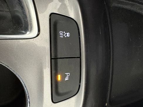 Used 2024 Chevrolet Malibu LT FWD image 28