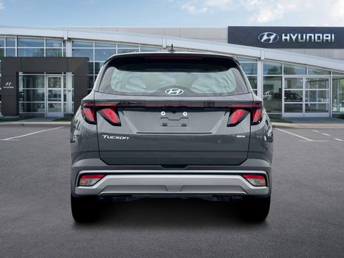 New 2026 Hyundai Tucson SE image 6