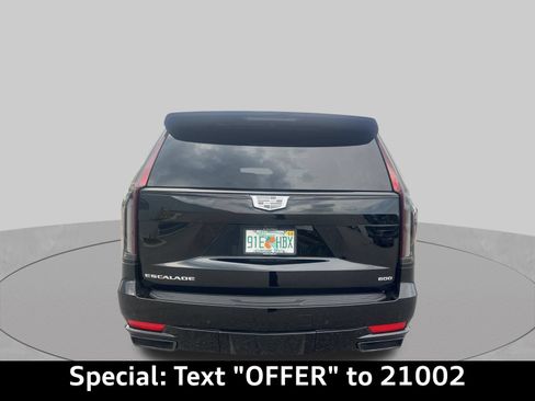 Used 2024 Cadillac Escalade Sport Platinum w/ LPO, Floor Liner Package AWD/4WD image 12
