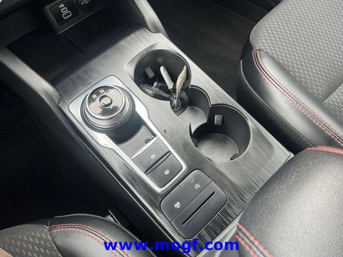 Used 2025 Ford Escape ST-Line FWD image 11