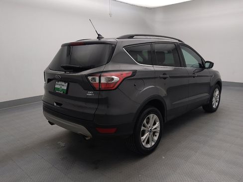 Used 2018 Ford Escape SEL w/ Ford Safe & Smart Package AWD/4WD image 9
