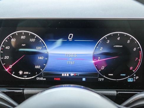 Certified 2025 Mercedes-Benz GLA 250 4MATIC image 21