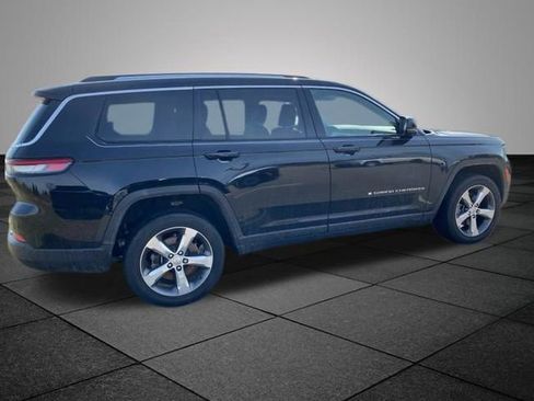 Used 2022 Jeep Grand Cherokee L Limited image 15