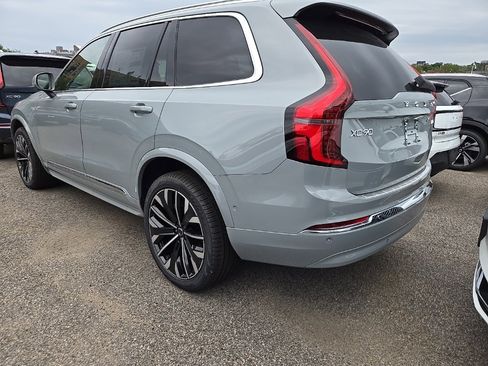 New 2026 Volvo XC90 B6 Plus w/ Protection Package Premier image 4