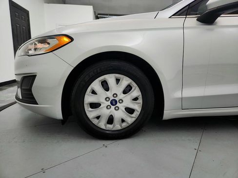 Used 2019 Ford Fusion S image 31