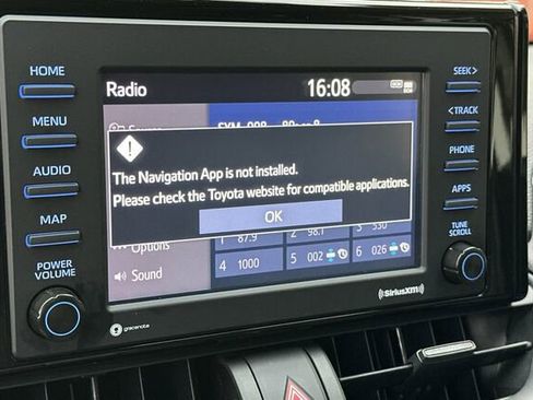 Used 2022 Toyota RAV4 XLE image 24