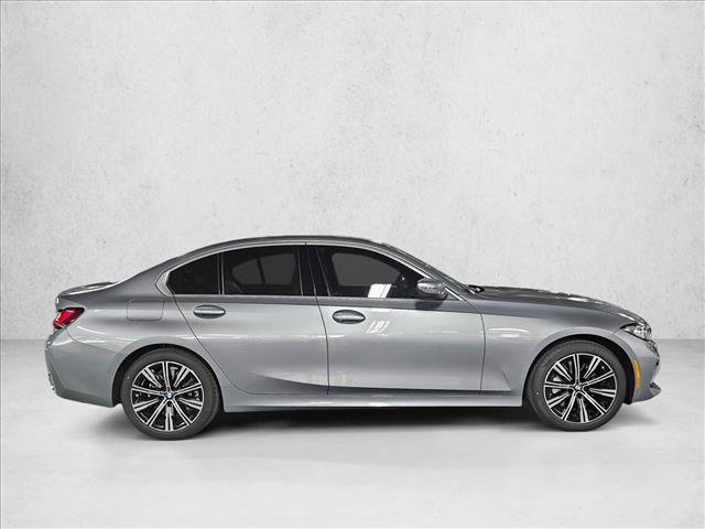 Used 2026 BMW 330i Sedan w/ Premium Package RWD image 4