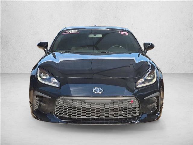 Used 2023 Toyota GR86 RWD image 2