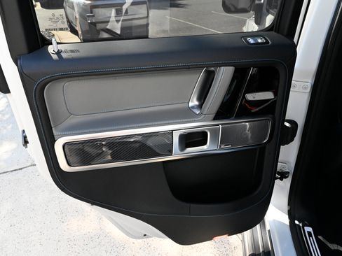 Used 2025 Mercedes-Benz G 580 w/ EQ Technology image 41