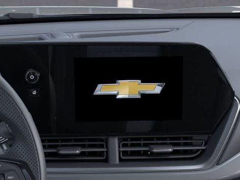 New 2026 Chevrolet Trax LS image 20