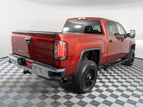 Used 2018 GMC Sierra 1500 SLT w/ Max Trailering Package AWD/4WD image 6