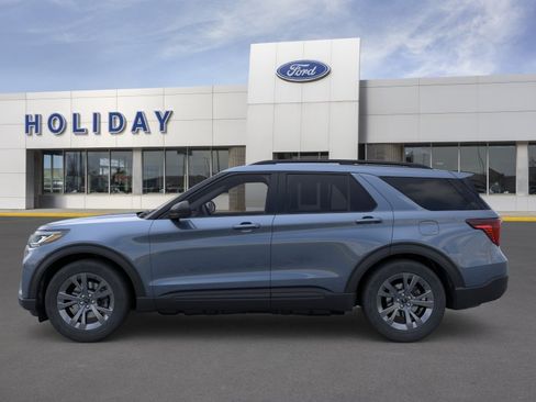 Used 2026 Ford Explorer Active w/ Active Comfort Package AWD/4WD image 4