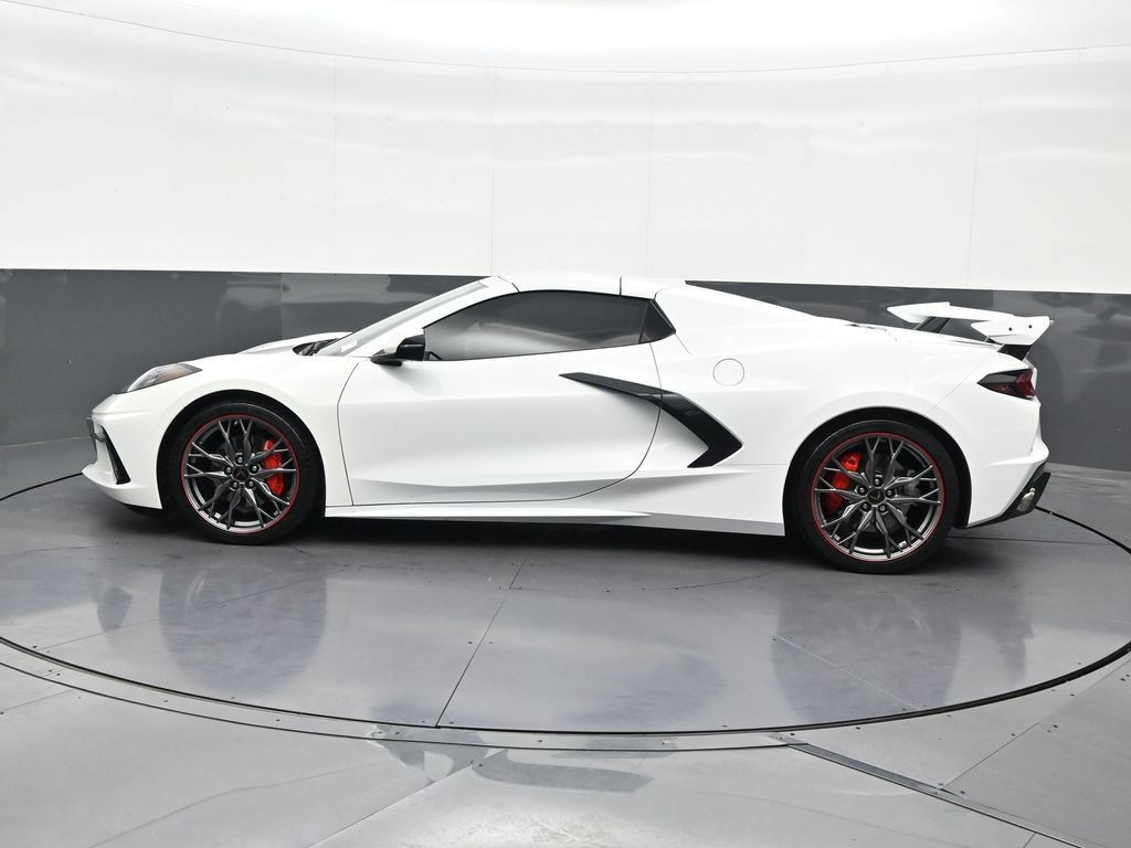 Used 2024 Chevrolet Corvette Stingray Convertible w/ 1LT RWD image 2