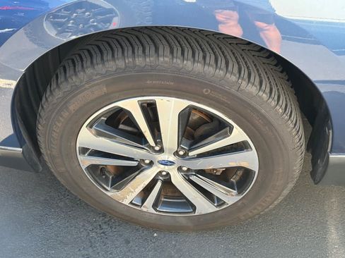 Used 2019 Subaru Outback 3.6R Limited AWD/4WD image 21