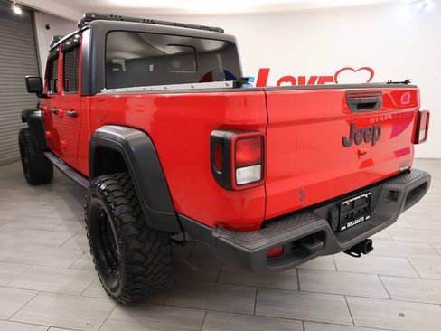 Used 2020 Jeep Gladiator Sport w/ Quick Order Package 23S AWD/4WD image 3