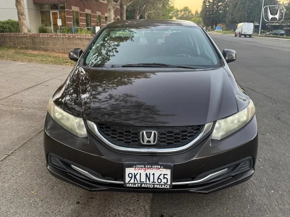 Used 2013 Honda Civic LX image 2