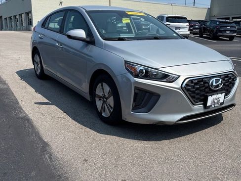 Used 2021 Hyundai Ioniq Blue FWD image 3