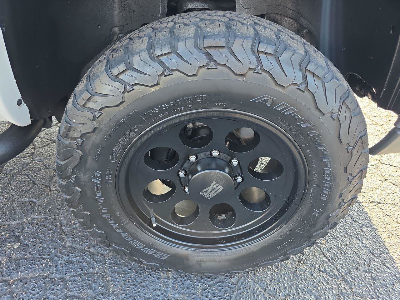 Used 2006 Chevrolet Silverado 2500 LT w/ Heavy-Duty Power Package AWD/4WD image 16