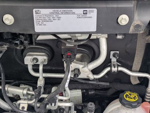 Used 2024 Chevrolet Brightdrop 600 w/ Battery Pack, Max Range AWD/4WD image 17
