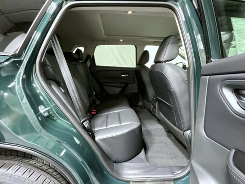 New 2026 Nissan Rogue SV AWD/4WD image 19
