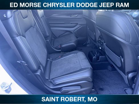 New 2025 Jeep Grand Cherokee L Altitude AWD/4WD image 29