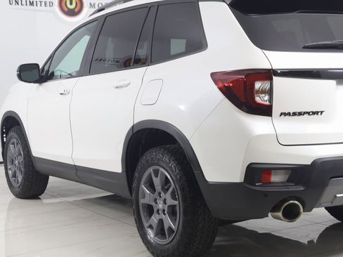 Used 2024 Honda Passport TrailSport image 23