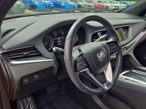Used 2022 Buick Enclave Essence w/ Sport Touring Edition AWD/4WD image 10