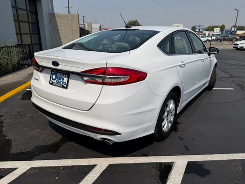 Used 2018 Ford Fusion S FWD image 7