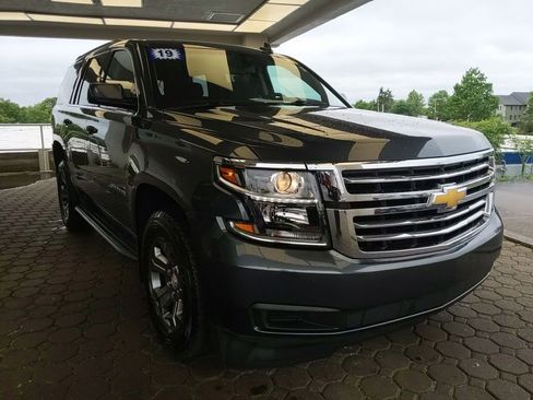 Used 2019 Chevrolet Tahoe LS AWD/4WD image 4