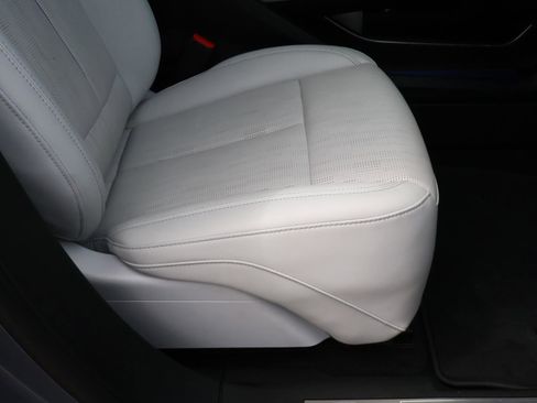 Certified 2024 Cadillac Lyriq Sport RWD image 23