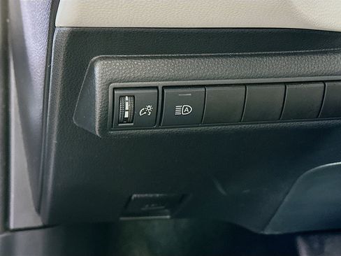 Used 2023 Toyota Corolla LE image 16