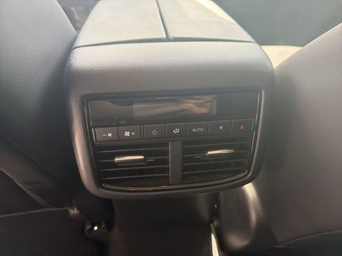 Used 2023 MAZDA CX-9 Touring Plus image 12