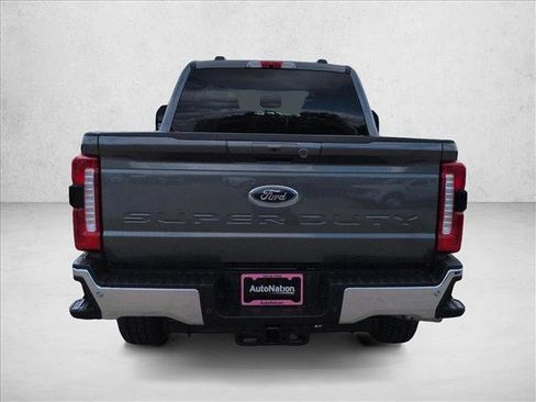 New 2026 Ford F250 Lariat w/ FX4 Off-Road Package image 7