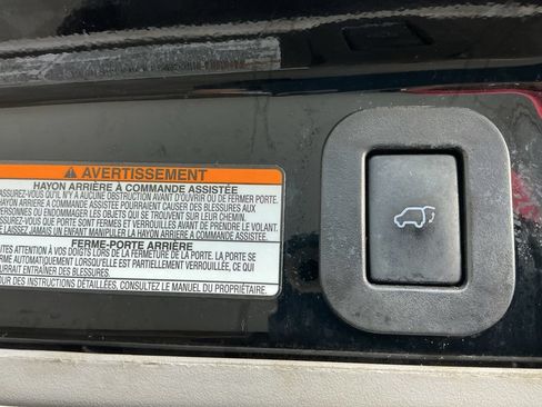 Used 2017 Toyota Sienna XLE AWD/4WD image 16